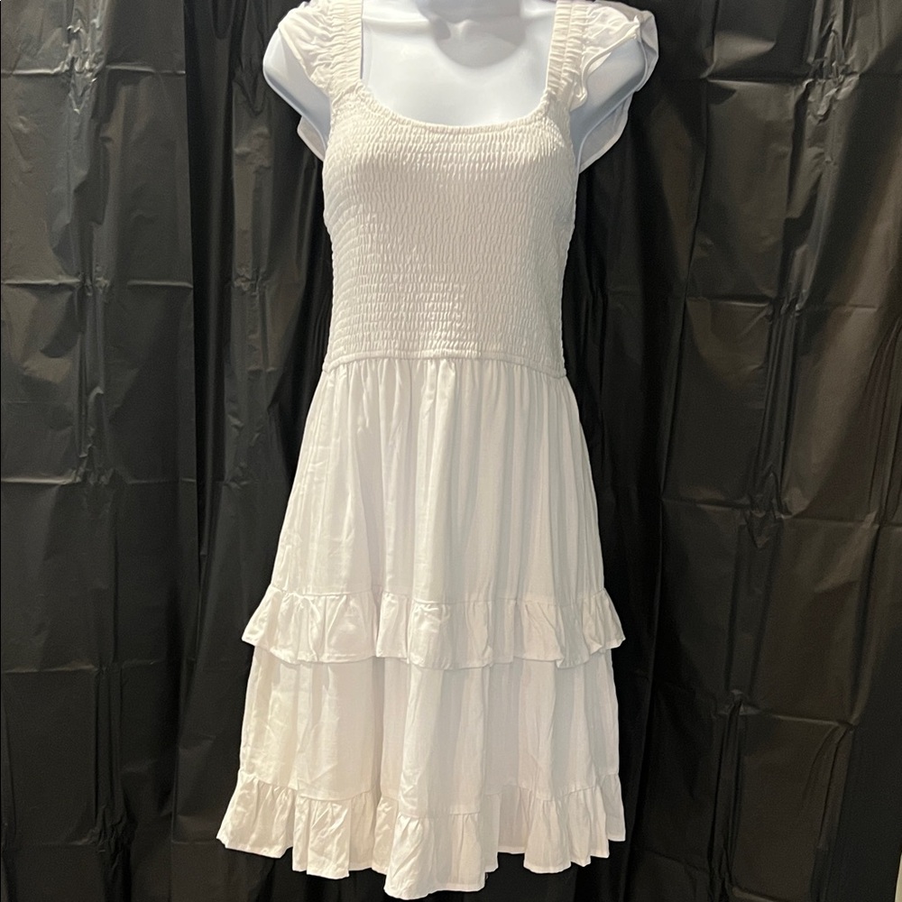 Chic White Ruffle Mini Dress